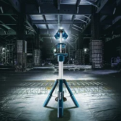 LAMPARA TORRE ILUMINACION 2 POSICIONES 2.240Mm 18V DML814 MAKITA