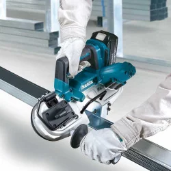 Sierra Banda Portatil 1/2" 18V Lxt 66Mm 192 M/Min DPB183RTE Makita