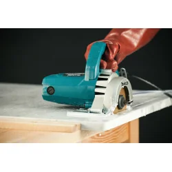 Cortadora Marmol 4.3/8" (110Mm) 1.300W Corte Hume 4100Nh3 Makita
